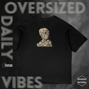 Camiseta Oversized Caveira fumante